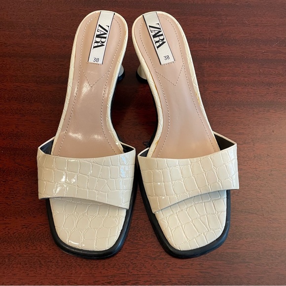 Zara Off White & Black Croc Heels Sandals size 38 - Picture 4 of 5